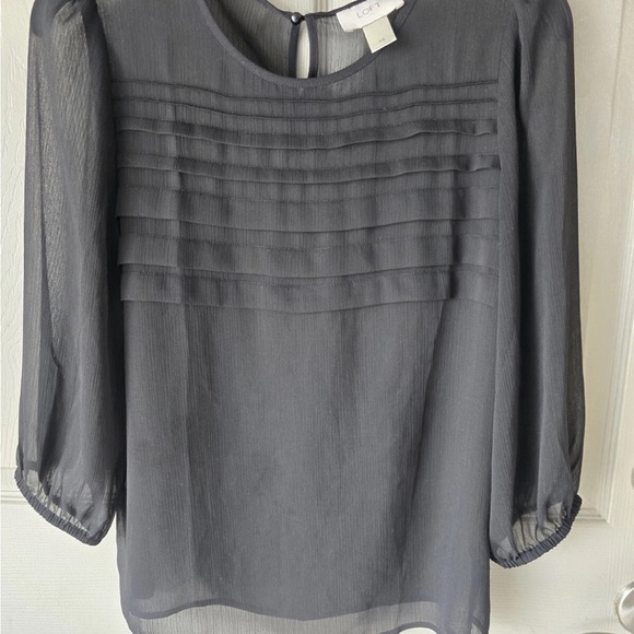 Loft Ann Taylor Sheer Blouse XS Black 3/4 Sleeves See Thru Pleated Front Y2k - Picture 4 of 11